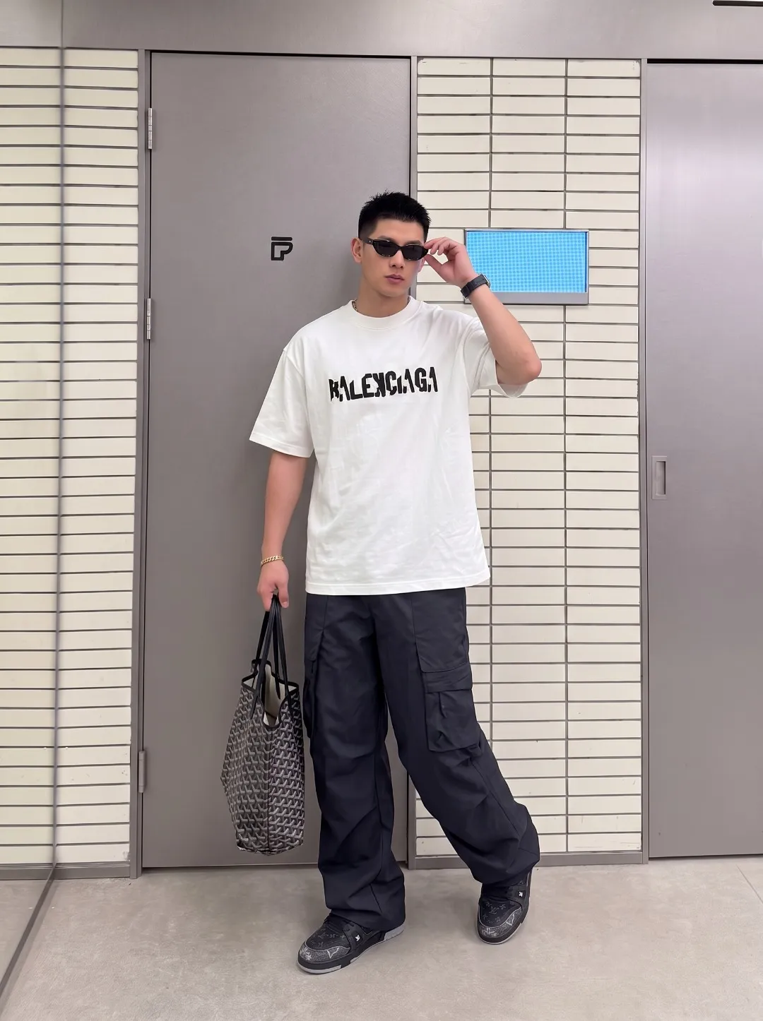 P100✨🔥 [BALENCIAGA] 2026FW short-sleeved T-shirt Premium 26s double yarn 300g fabric embroidery fraying process Color: Black White Red Size: S M L XL 2XL